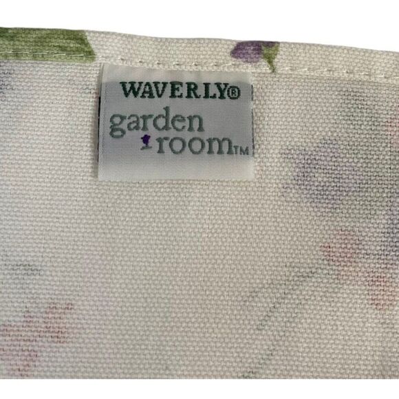 Set Of 4 Waverly Garden Room Pink Purple Floral Bouquet Cloth Napkins 20" READ - Picture 6 of 7
